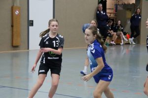 Weibl.D1-Misburg 08.11.25 (15)