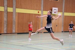 Weibl.B-Rosdorf 16.11.25 (22)